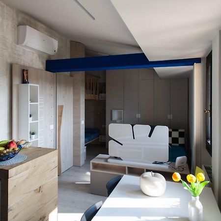 Вилла Debbie'S House Дезенцано-дель-Гарда Экстерьер фото